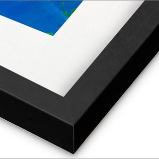 Black frame corner